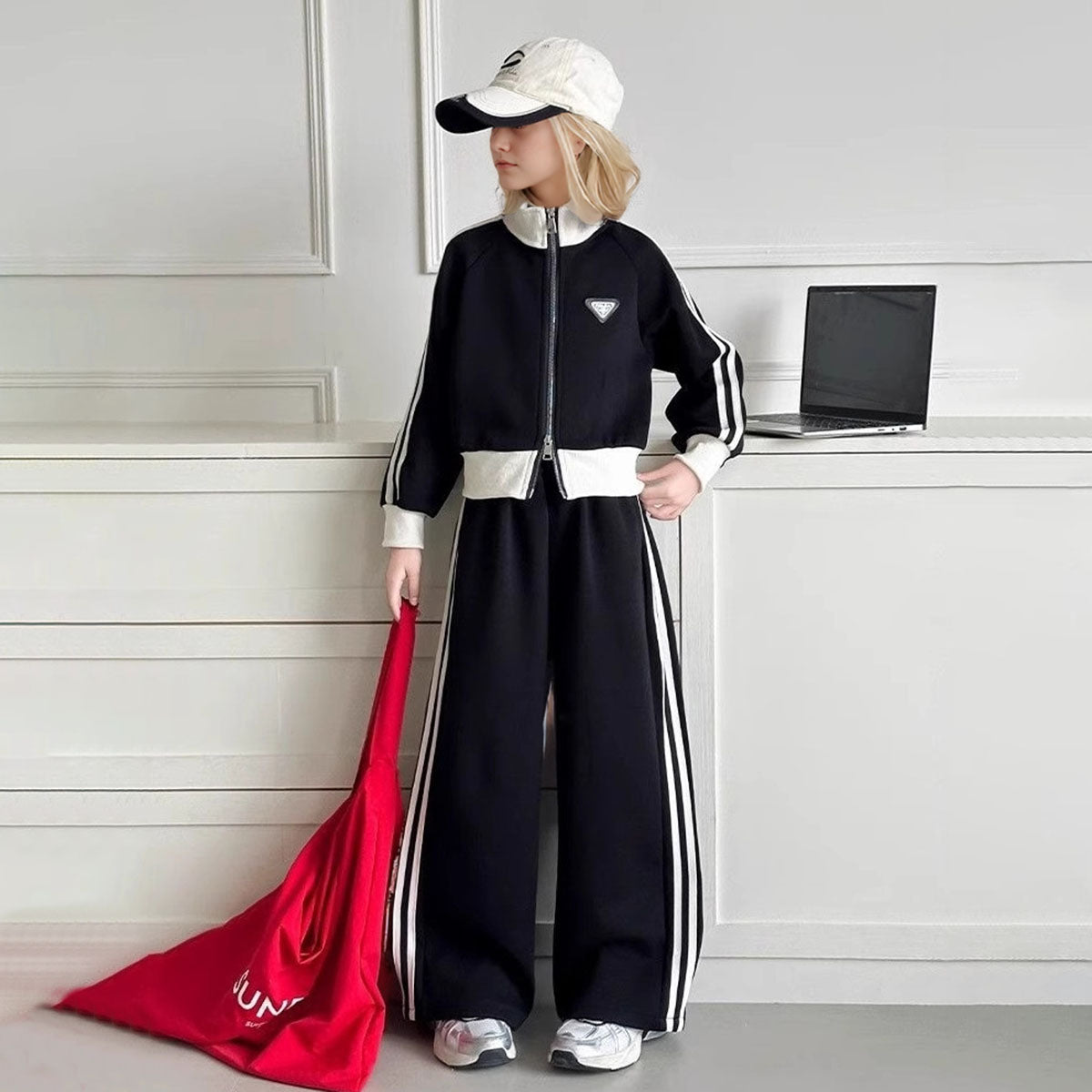 Girls Black Solid Front Zipper Jacket With Flared Pants Winter Set 2 pc. Sets