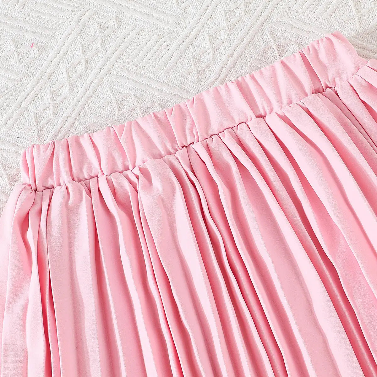 Girls Pink Flower Applique Short Sleeves Top With Pleated Skirts Co-ord Sets Sets