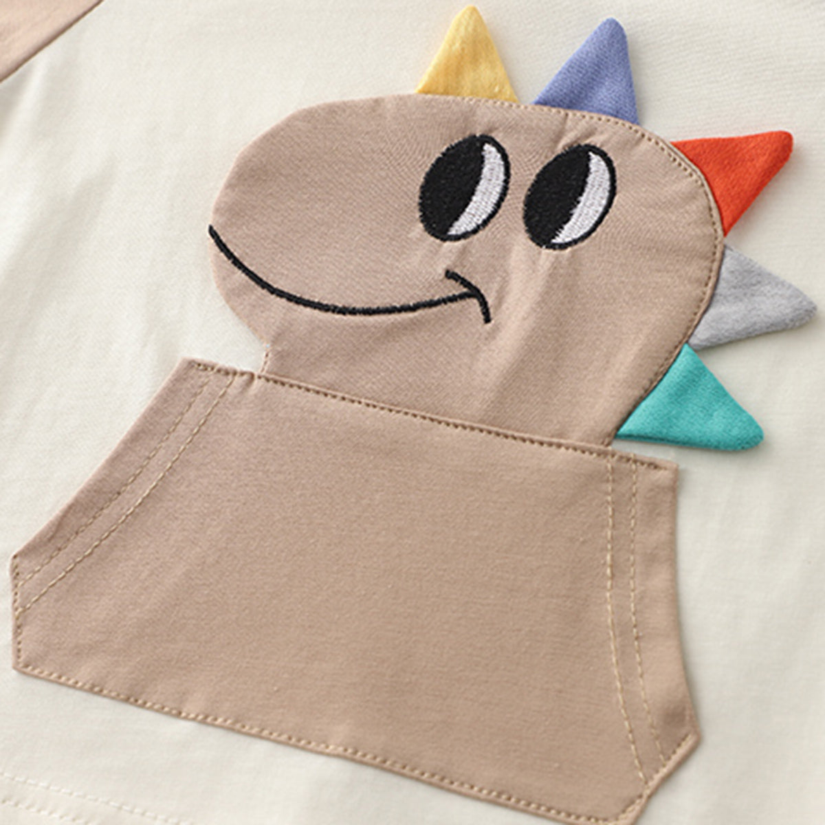 Boys Beige Dino Patchwork Raglan Sleeve T-shirt with Shorts Set Sets