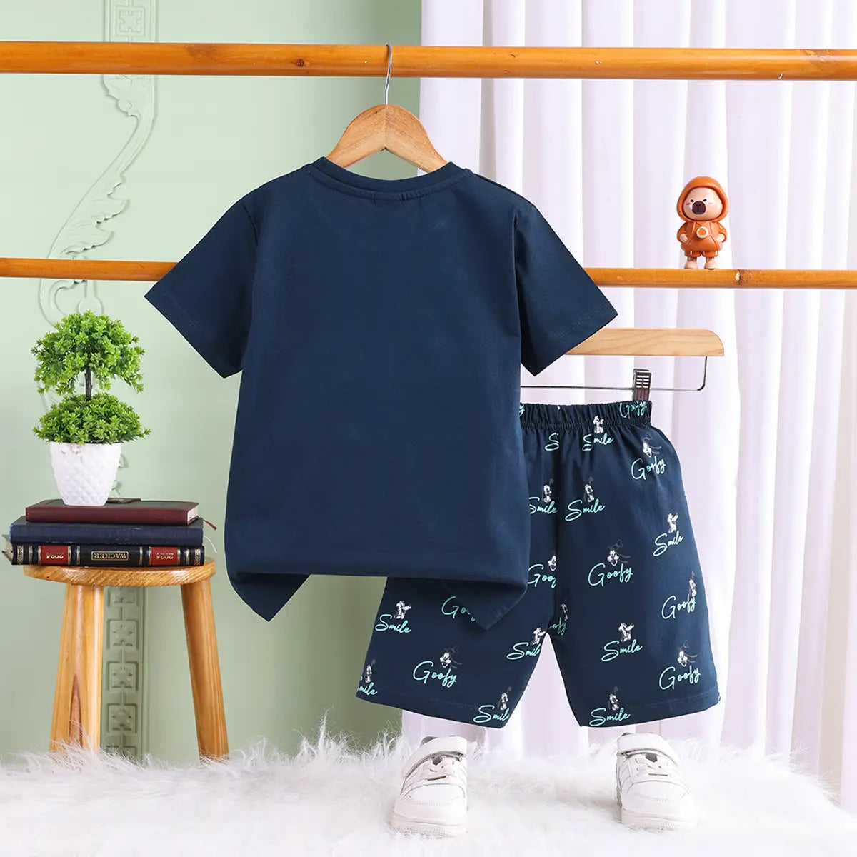 Boys Navy Blue Goofy Print T-Shirt With Shorts Sets Sets