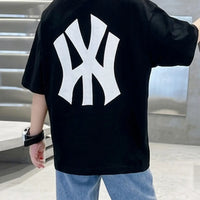 Boys Black Printed Drop Shoulder T-Shirt With Denim Capri Sets Sets