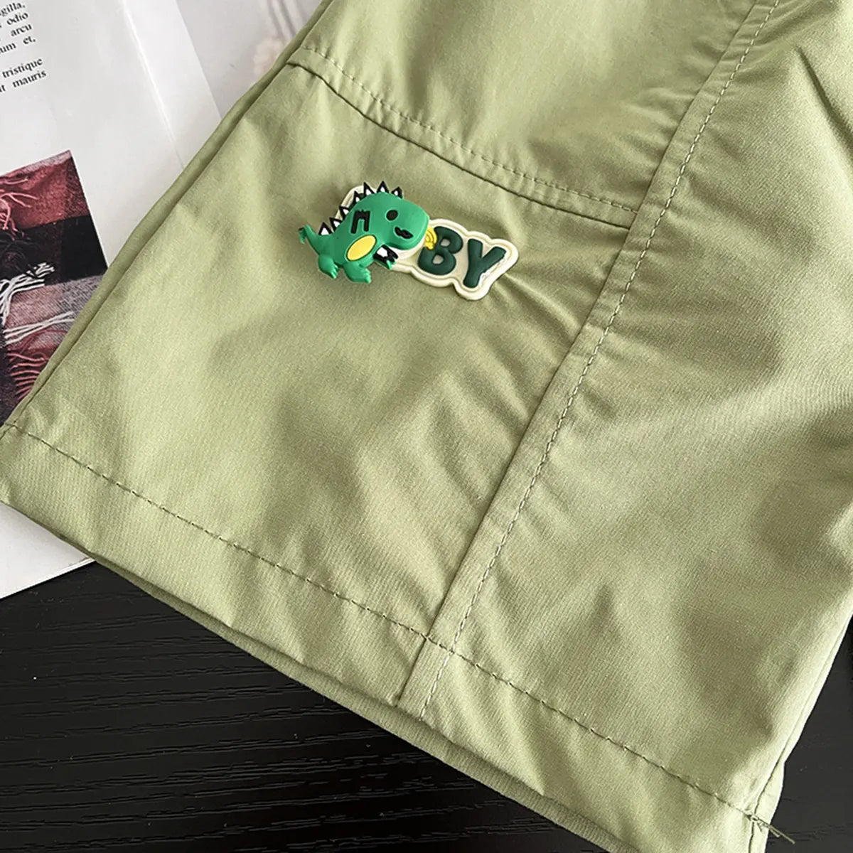 Boys Green Dinosaur Printed T-Shirt With Shorts Sets Sets
