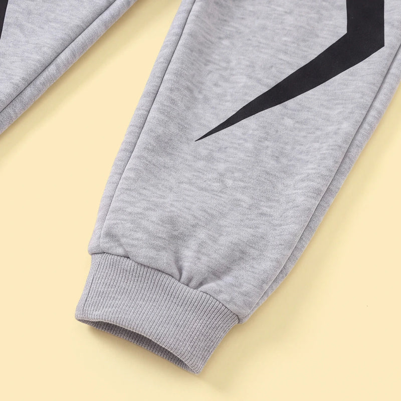Boys Grey Typographic Printed Hooded Sweatshirt With Jogger Sets Sets