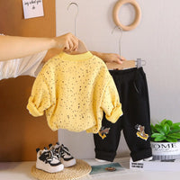 Girls Yellow Bear Cartoon Printed Sweatshirt With Jogger Sets Sets