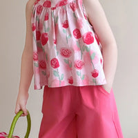 Girls Pink Floral Print Sleeveless Top With Capris Sets Sets
