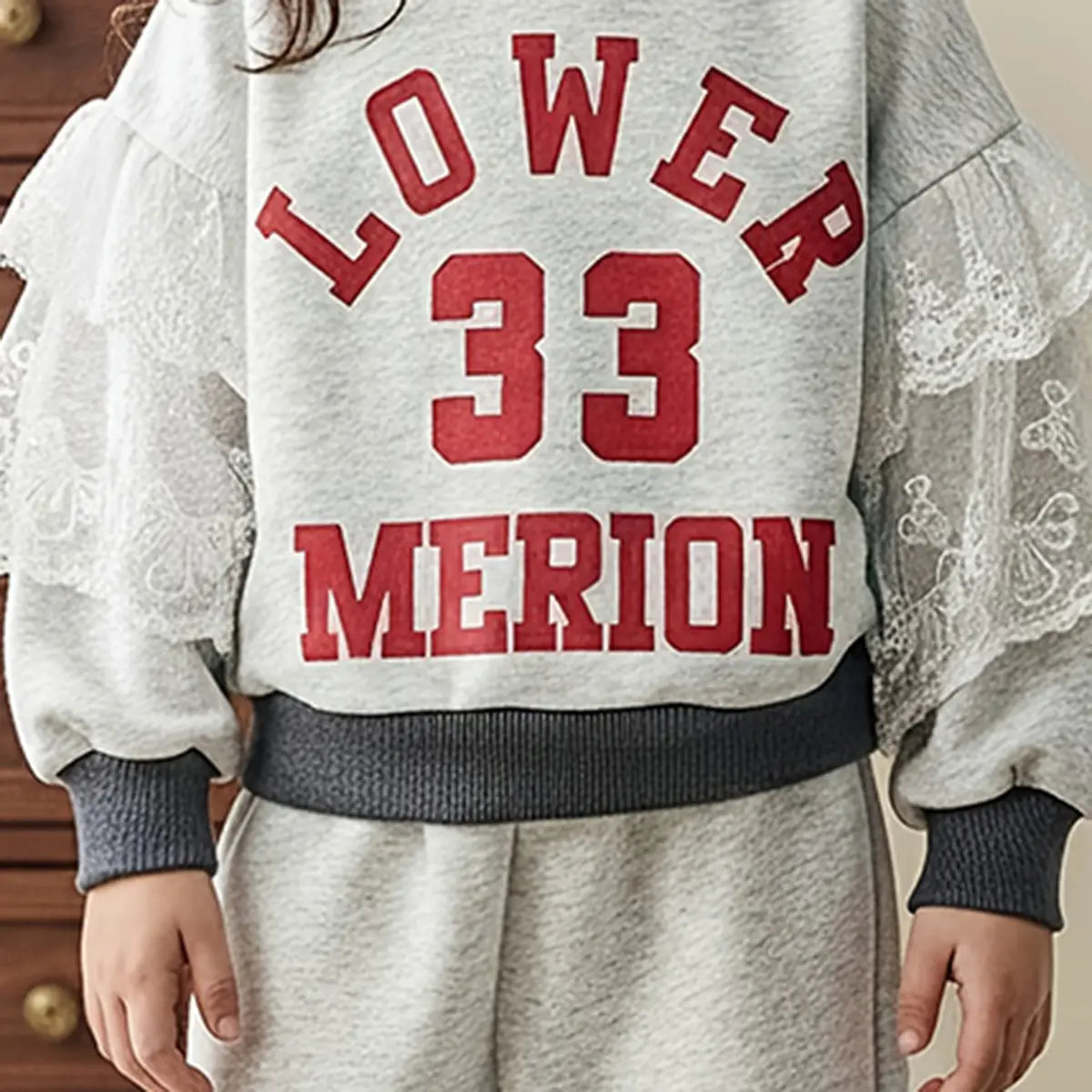 Girls Light Grey Alphanumeric Printed Sweatshirt & Pant Sets Sets
