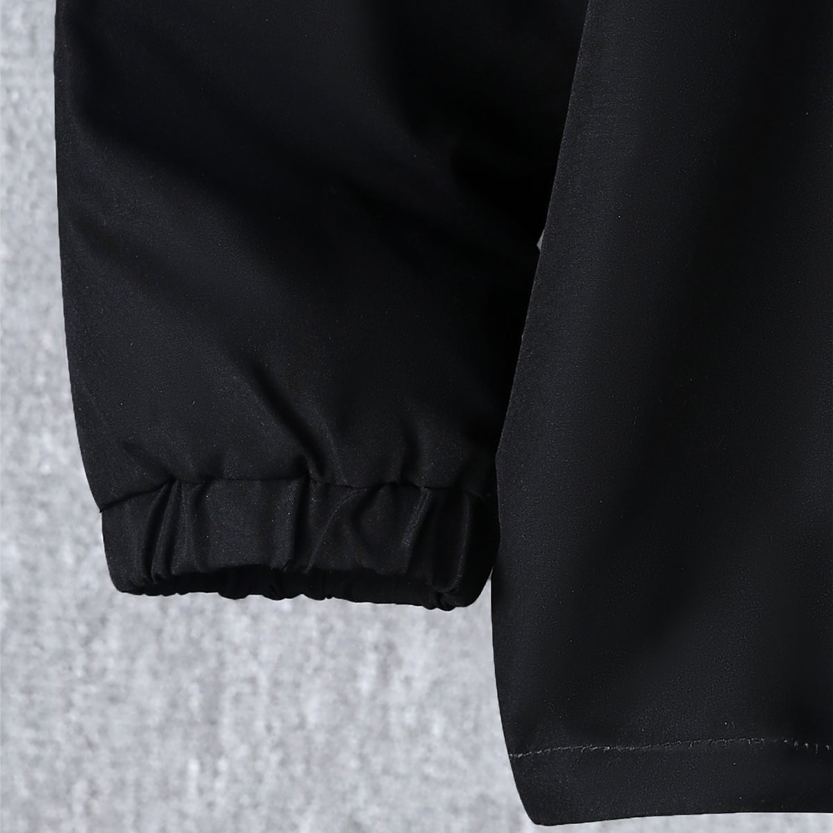 Boys Black Color-blocked Half Zipper Sweatshirt With Fur Lining & Pants Sets 2 pc. Sets