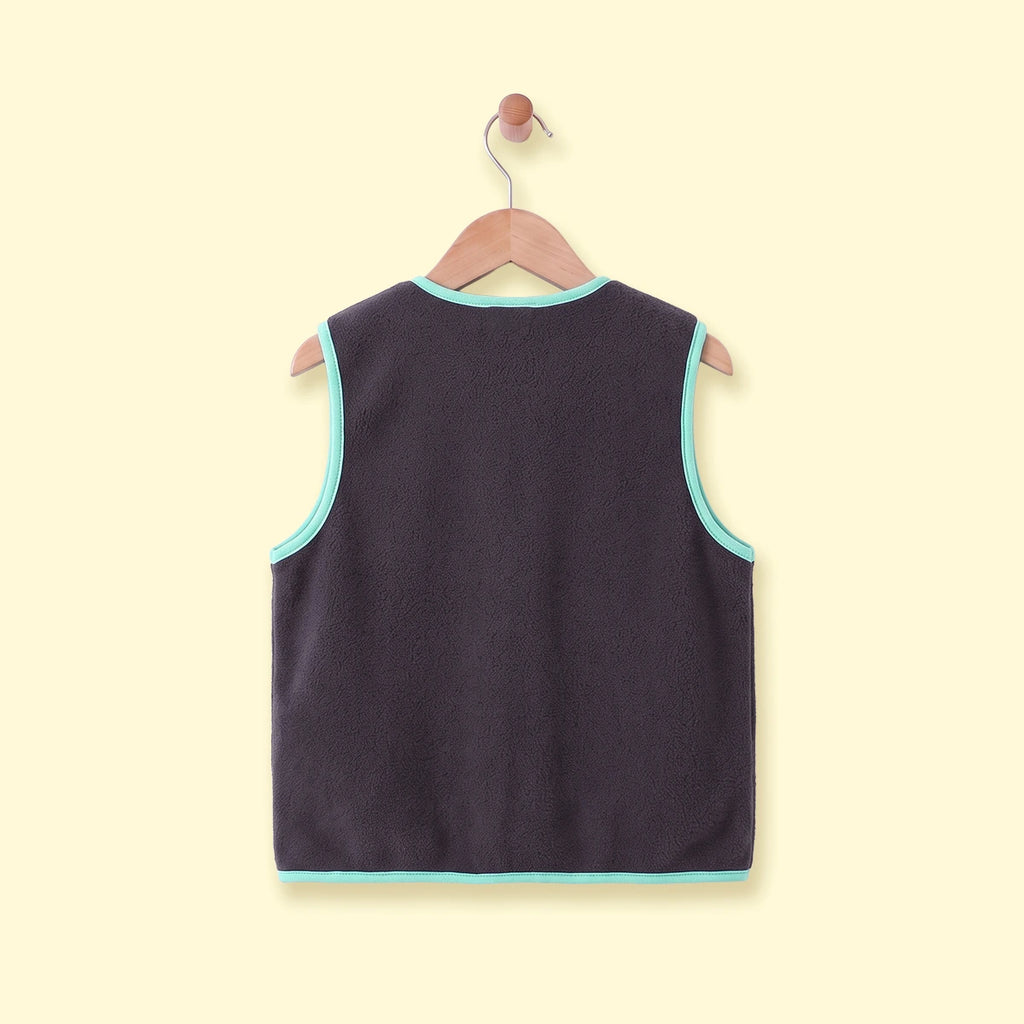 Boys Dark Grey Colorblocked Sleeveless Jacket Coats & Jackets