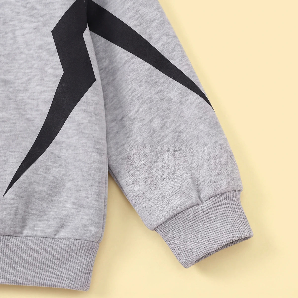 Boys Grey Typographic Printed Hooded Sweatshirt With Jogger Sets Sets