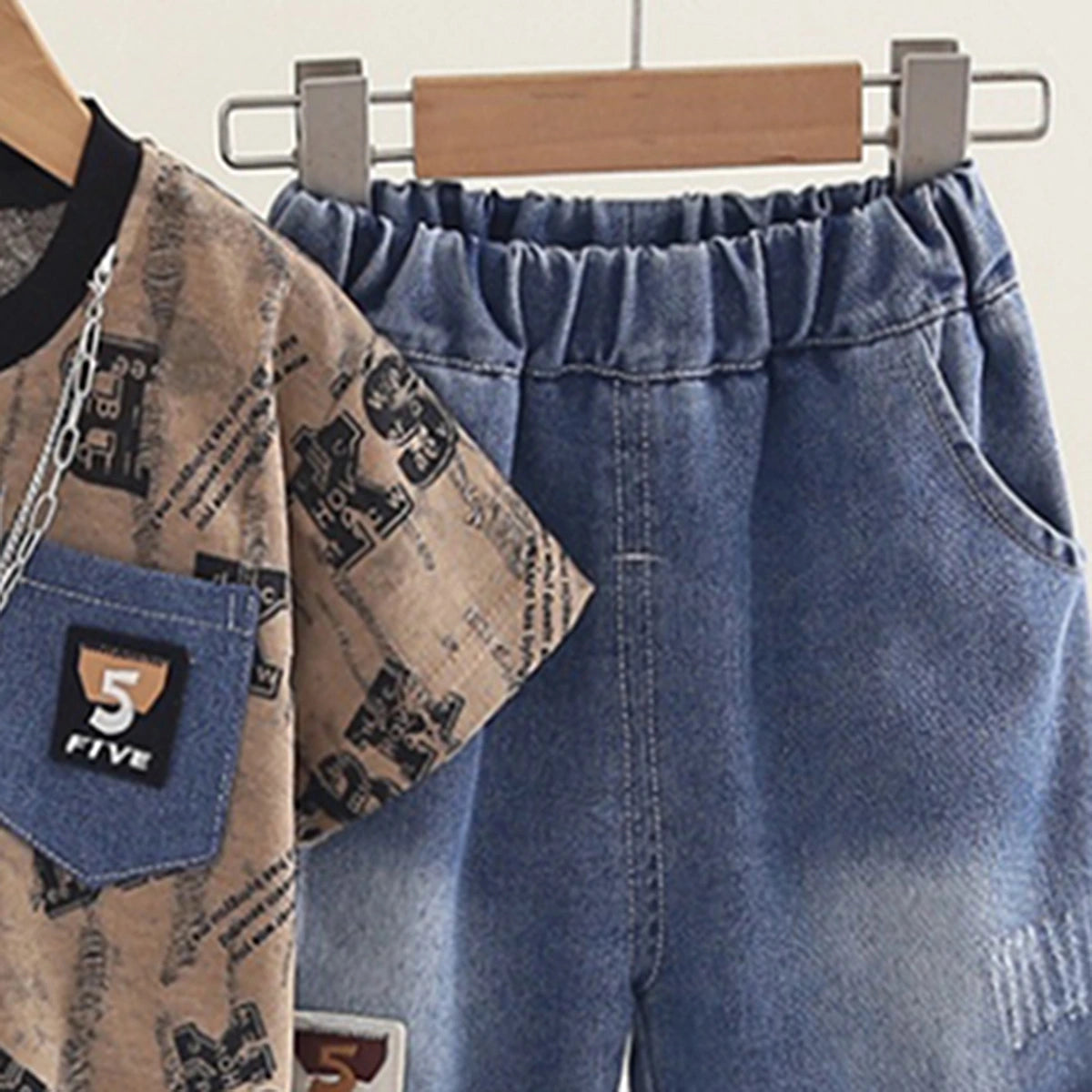 Boys Brown Typographic Print T-Shirt With Denim Shorts Set Sets