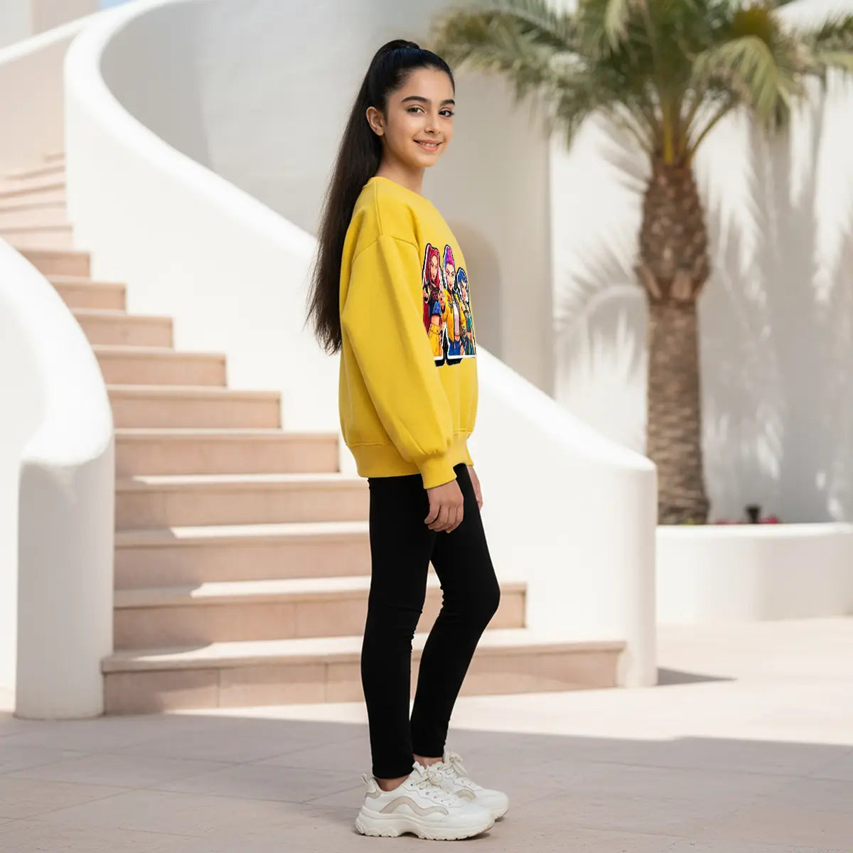 Girls Yellow K-Pop Graphics Sweatshirt Sweatshirts & Hoodies