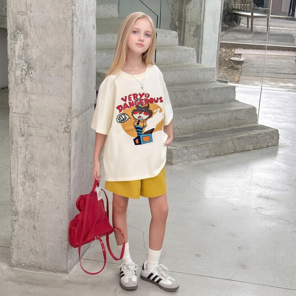 Girls Beige Graphic Jack-In-The-Box Oversized T-Shirt With Shorts Sets Sets