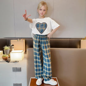 Girls White Heart Patched Summer T-Shirt With Checked Pants Set 2 pc. Sets