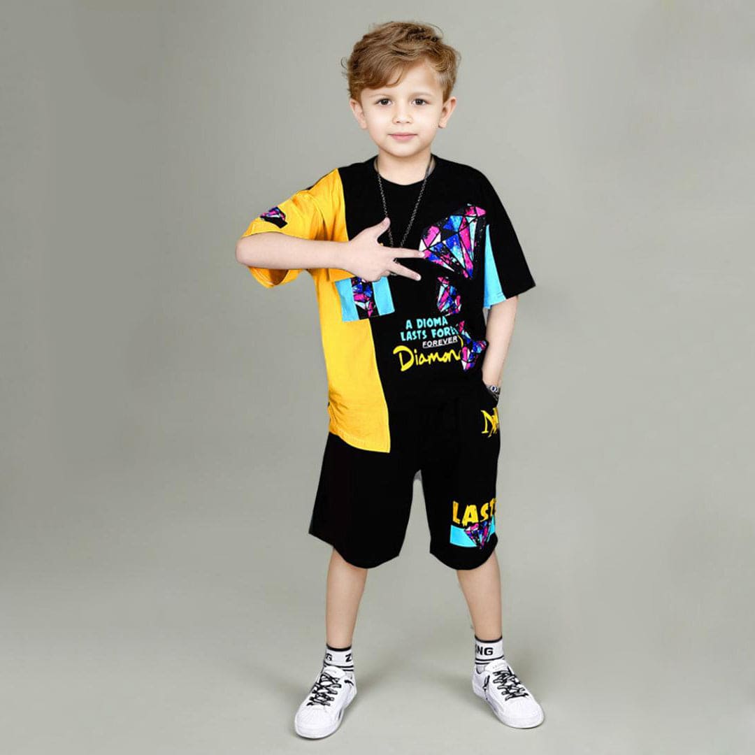 Boys Diamond Print T-Shirt With Shorts Sets   