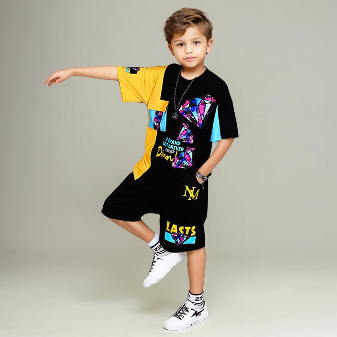 Boys Diamond Print T-Shirt With Shorts Sets   