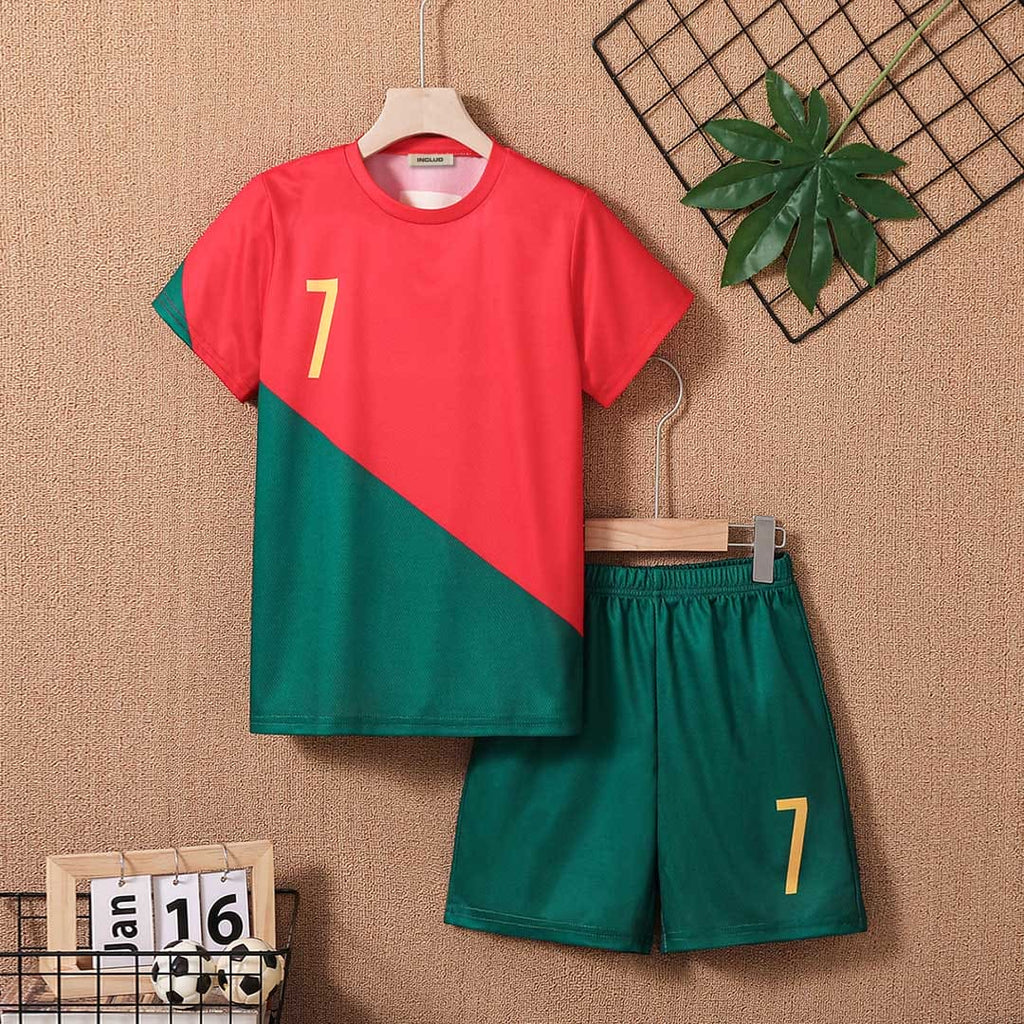 Boys Green Colorblocked T-shirt with Shorts Set Sets Green 5-6 Y 