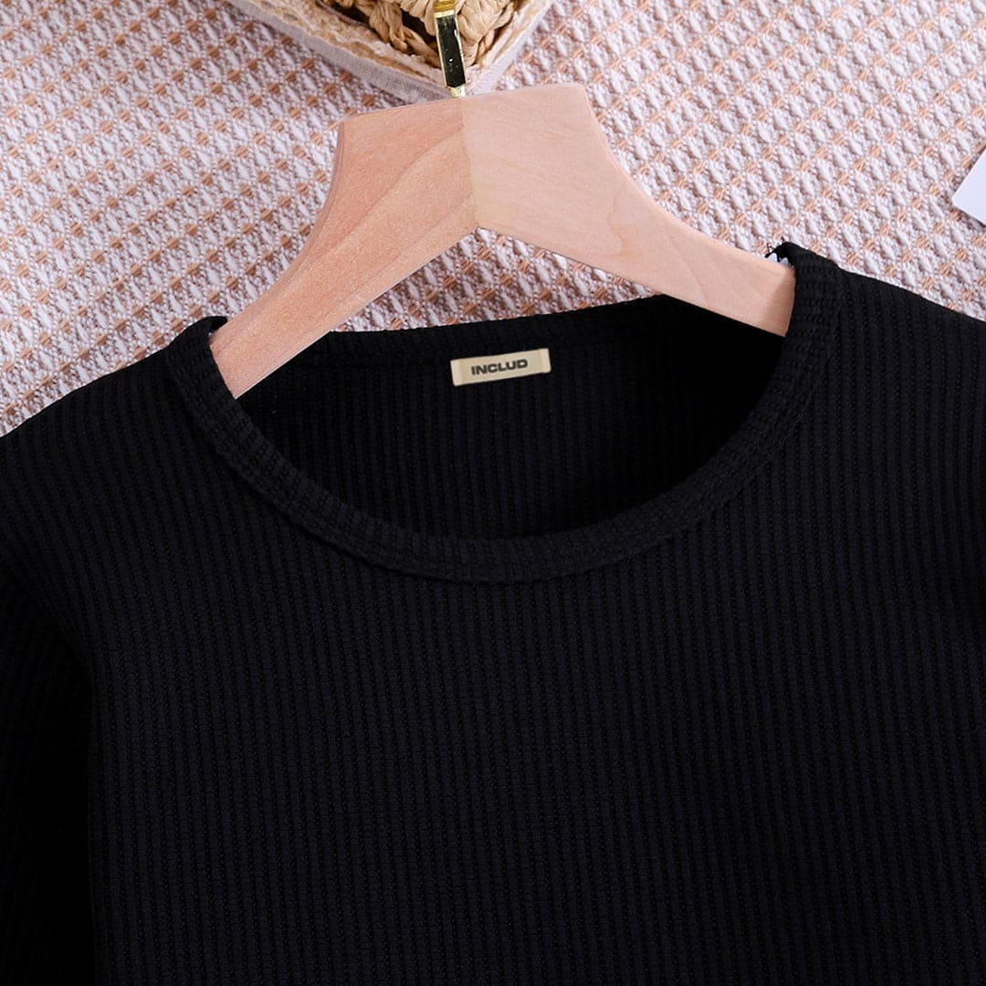 Girls Black Knitted Full Sleeves T-shirt Tops   