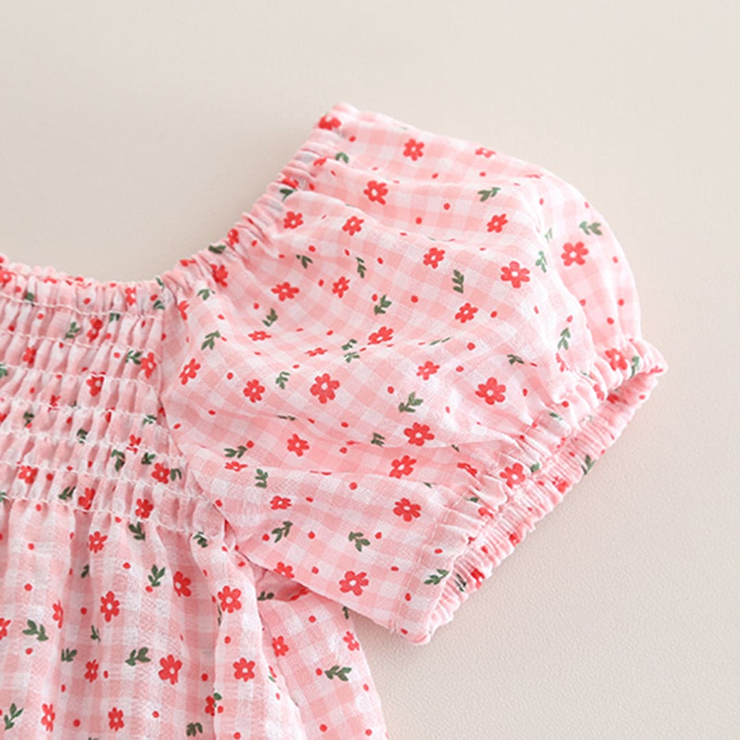Girls Pink Printed Puff Sleeves Top with Shorts Set Sets