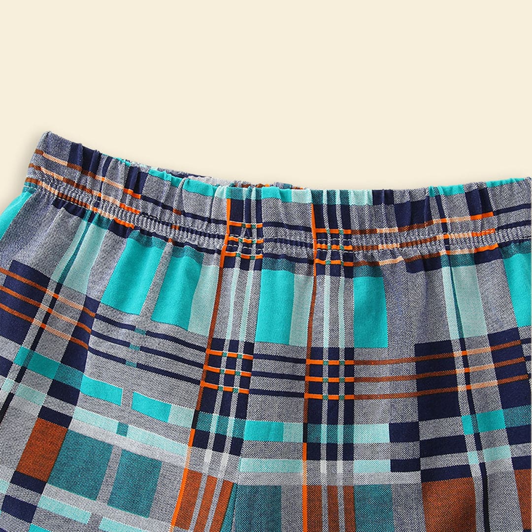 Boys Printed T-shirt & Checkered Short Set Sets   