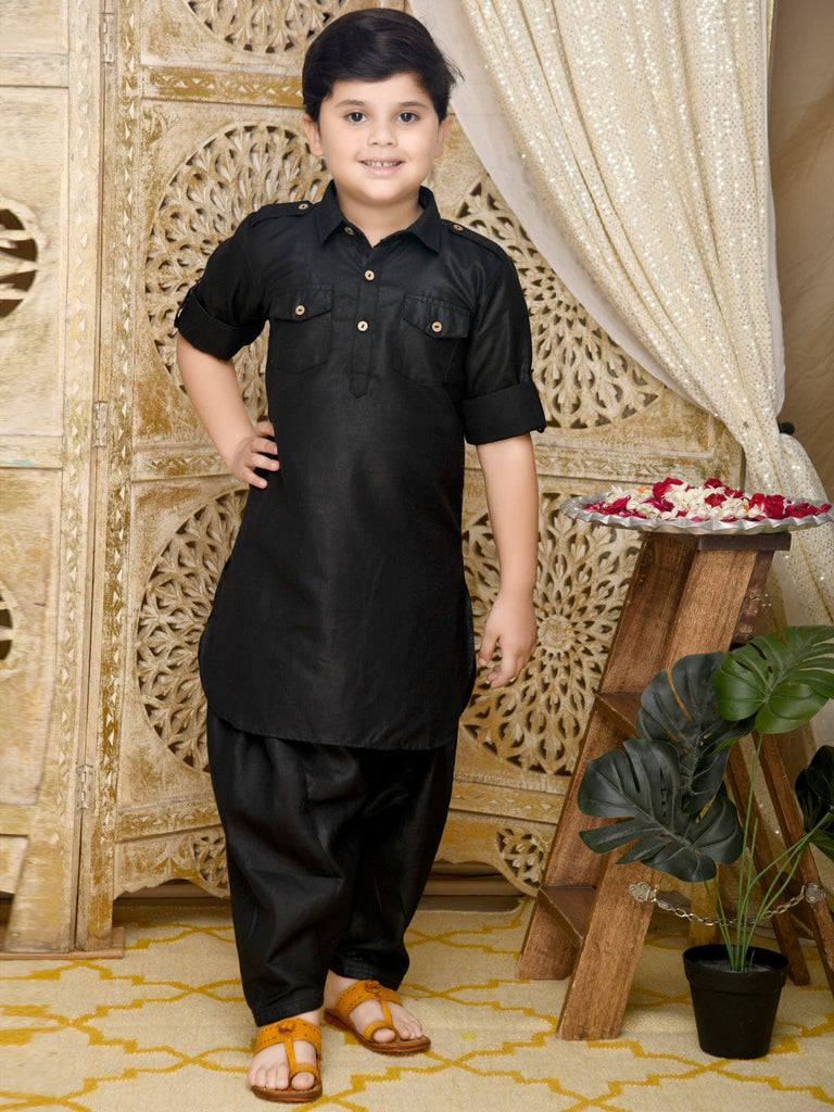 Boys Black Solid Pure Cotton Above Knee Straight Band Collar Salwar Ethnicwear Boys Black 1-2 Y 